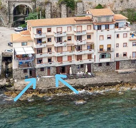 La Porta Sul Mare * Scilla